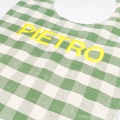 bavaglino personalizzato a scacchi verde con il nome pietro