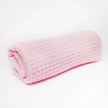 coperta rosa piegata